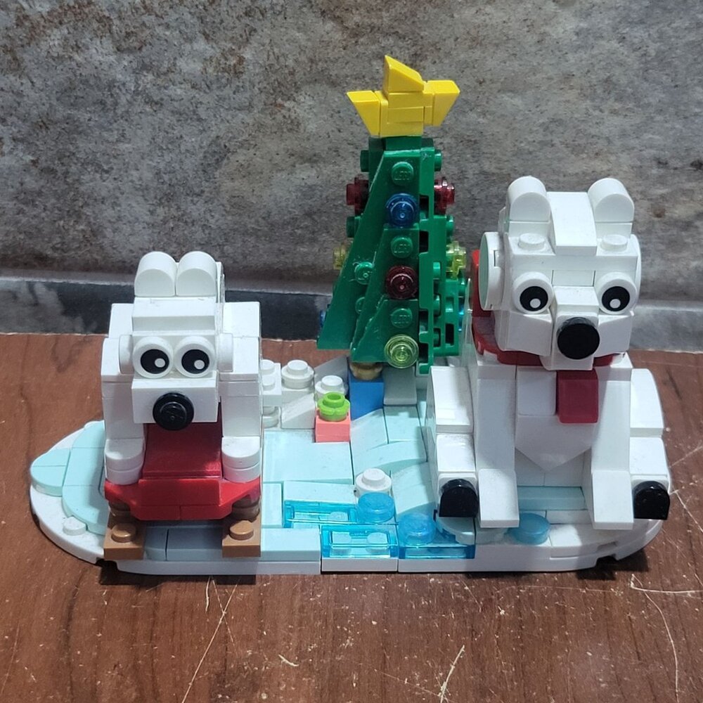 Lego Wintertime Polar Bears Built Set Adult Baby Polar Bear Christmas Tree